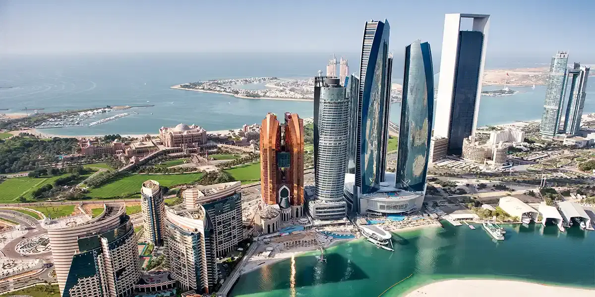 Luxury & Memories: Abu Dhabi & Sri Lanka Adventures