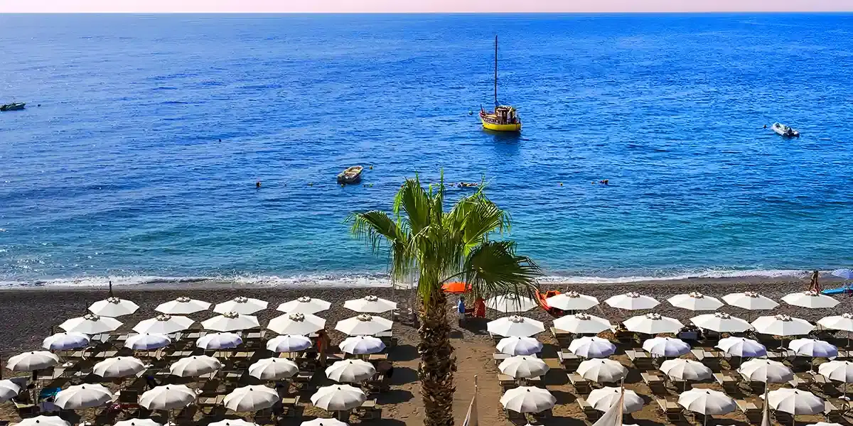 Serene Coastal Hideaway Near Sicily’s Glitzy Hotspot
