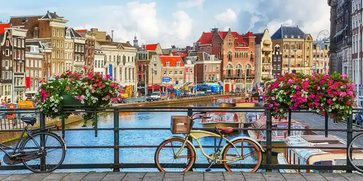 Discover Amsterdam’s Magic with a Boutique Retreat