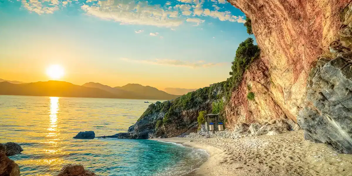 4* Corfu Beach Holiday - with Breakfast and Return Flights
