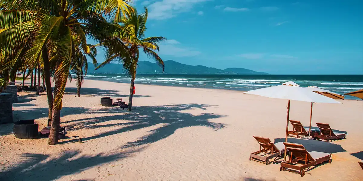 Explore Central Vietnam: Beach, Culture & History