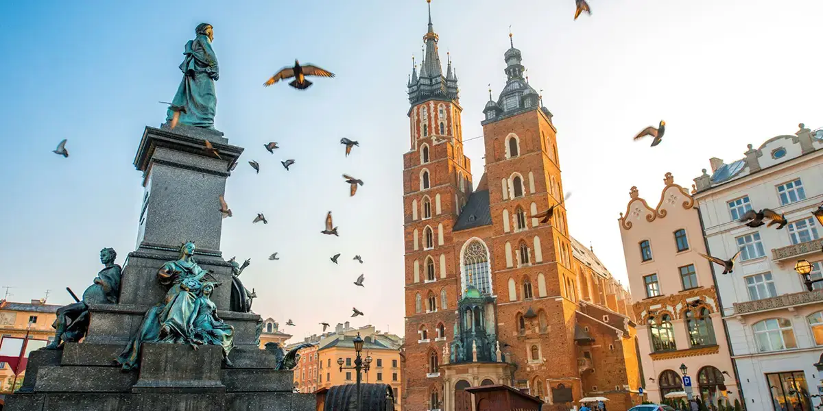 Historic Poland: Krakow & Warsaw Delights