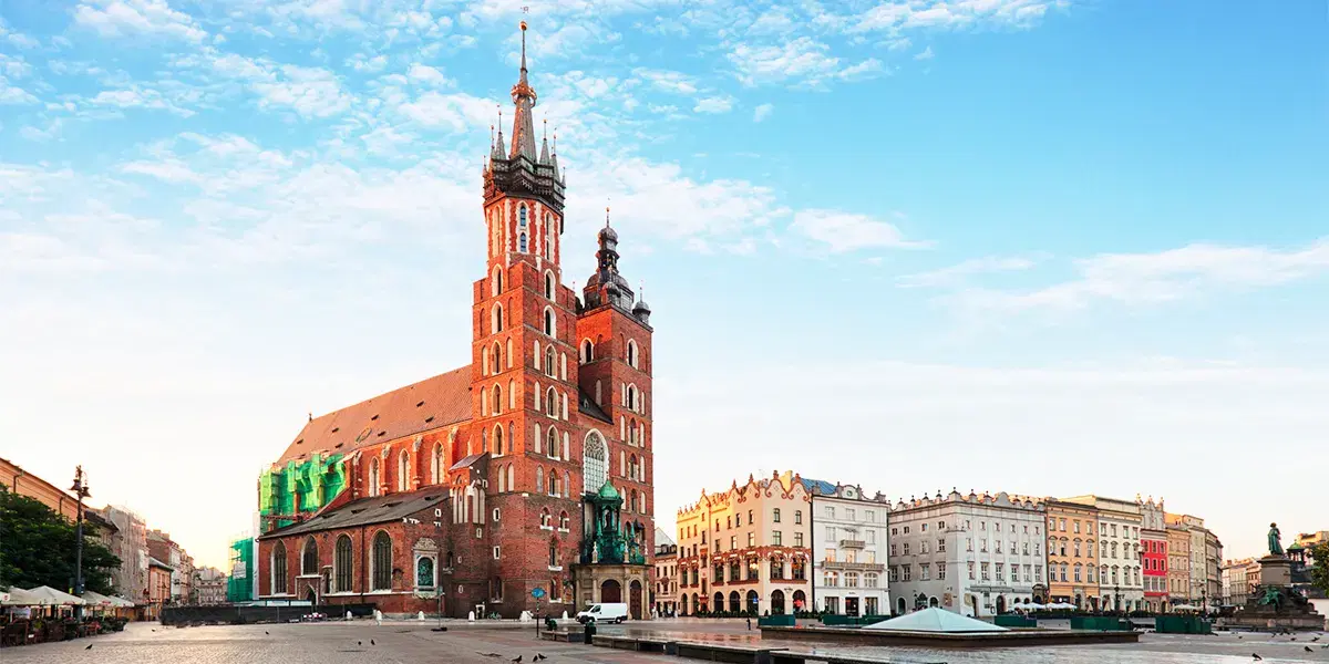 Deluxe Krakow & Warsaw: Heritage, Elegance & City Charm
