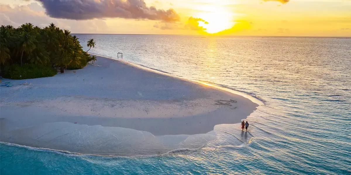 Arabian Nights to Tropical Lights: Abu Dhabi & Maldives Trip