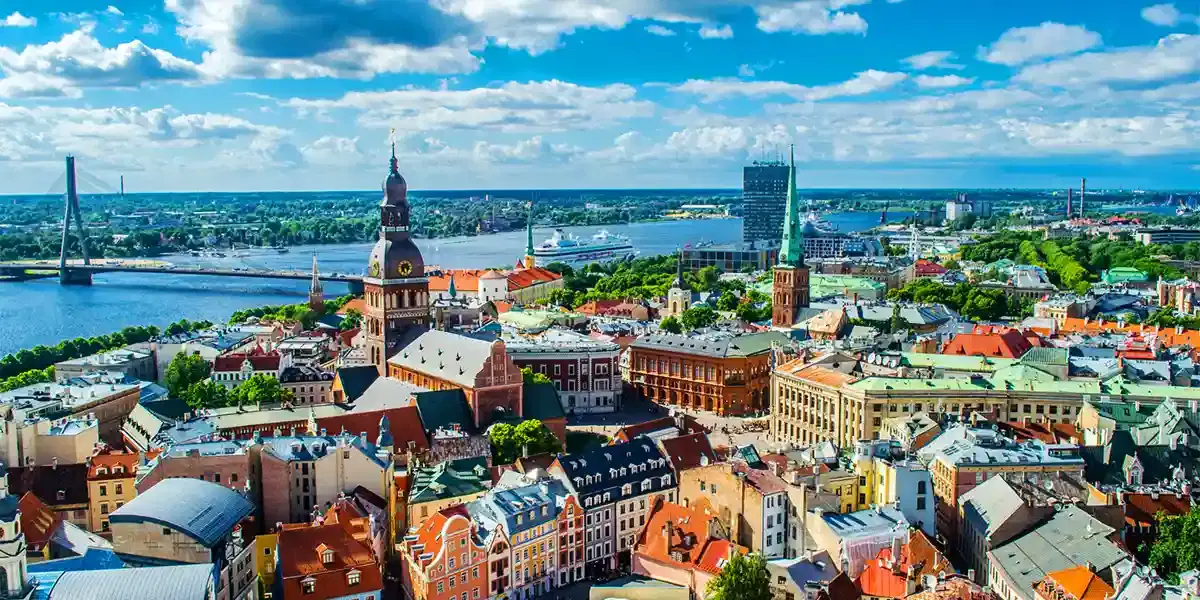 Stylish Riga Stay at Aparthotel Amella