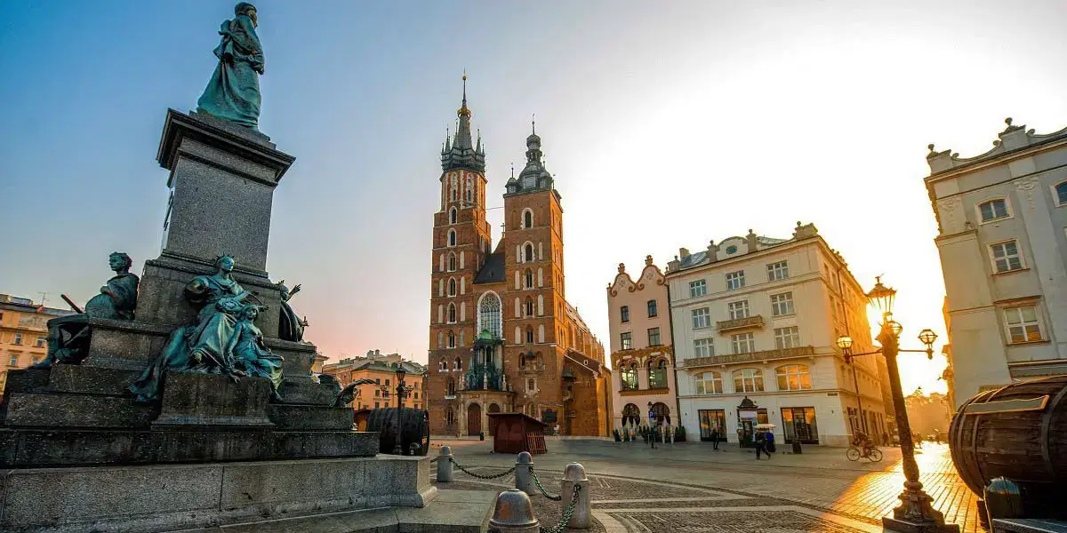 Krakow City Escape with Style & Comfort at Plaza Boutique